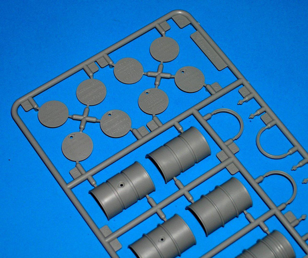 sprues for 8 oil drums