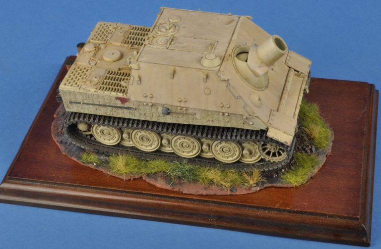 2 SG-Ar-38cm RW61 Auf Sturmmoser Tiger by Bill Curtis - Scale Modelling Now