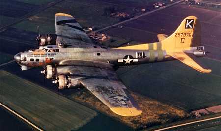 18 BN Ac HKM B17G Flying Fortress Pt2