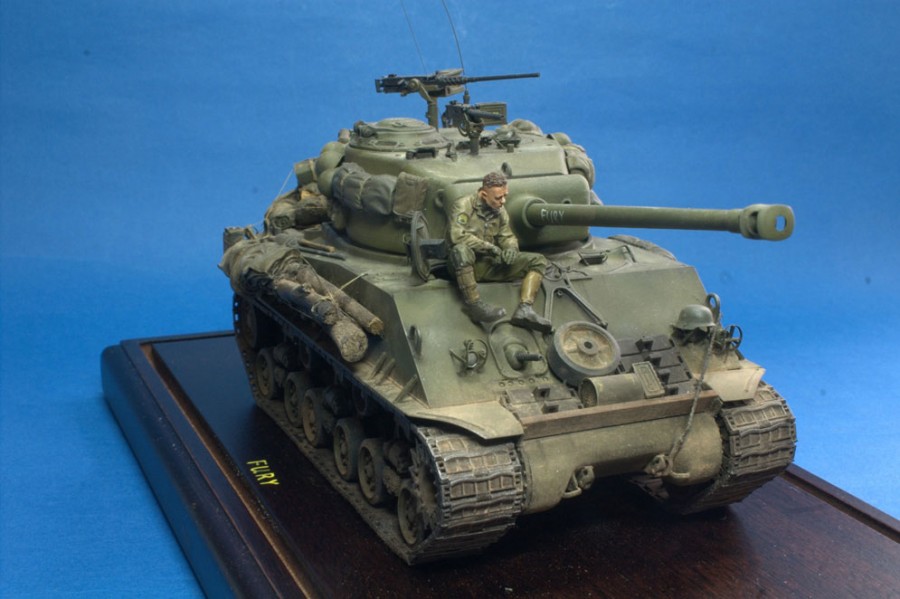 9-SG-Ar-Fury-M4E8-Sherman-by-Ian-Ruscoe - Scale Modelling Now