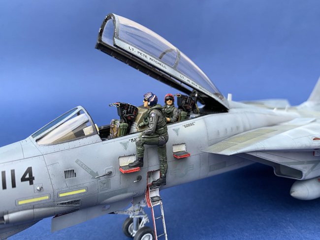 Revell 1/48 Maverick's F-14A Tomcat 'Top Gun' (03865) Color Guide