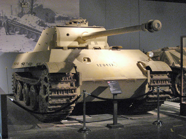 Ua35001 техника и вооружение german medium tank e 50 panther ii 1 35