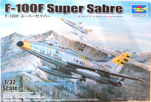 Trumpeter North American F-100F Super Sabre 1:32